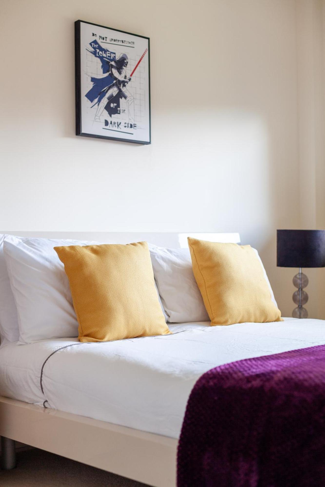 Tower Bridge Apartments Лондон Екстер'єр фото
